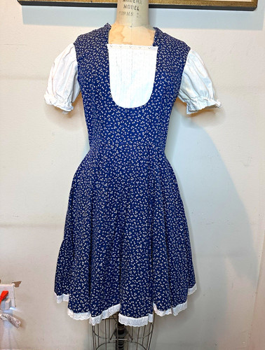 Vintage handmade prairie - handmade,