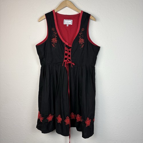 Women traditional - women’s,