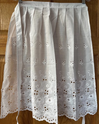 L eyelet fabric - 16”, w